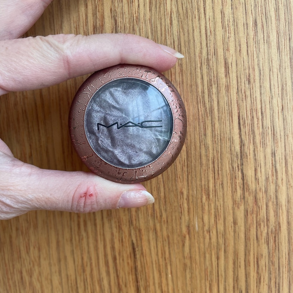 MAC eyeshadow